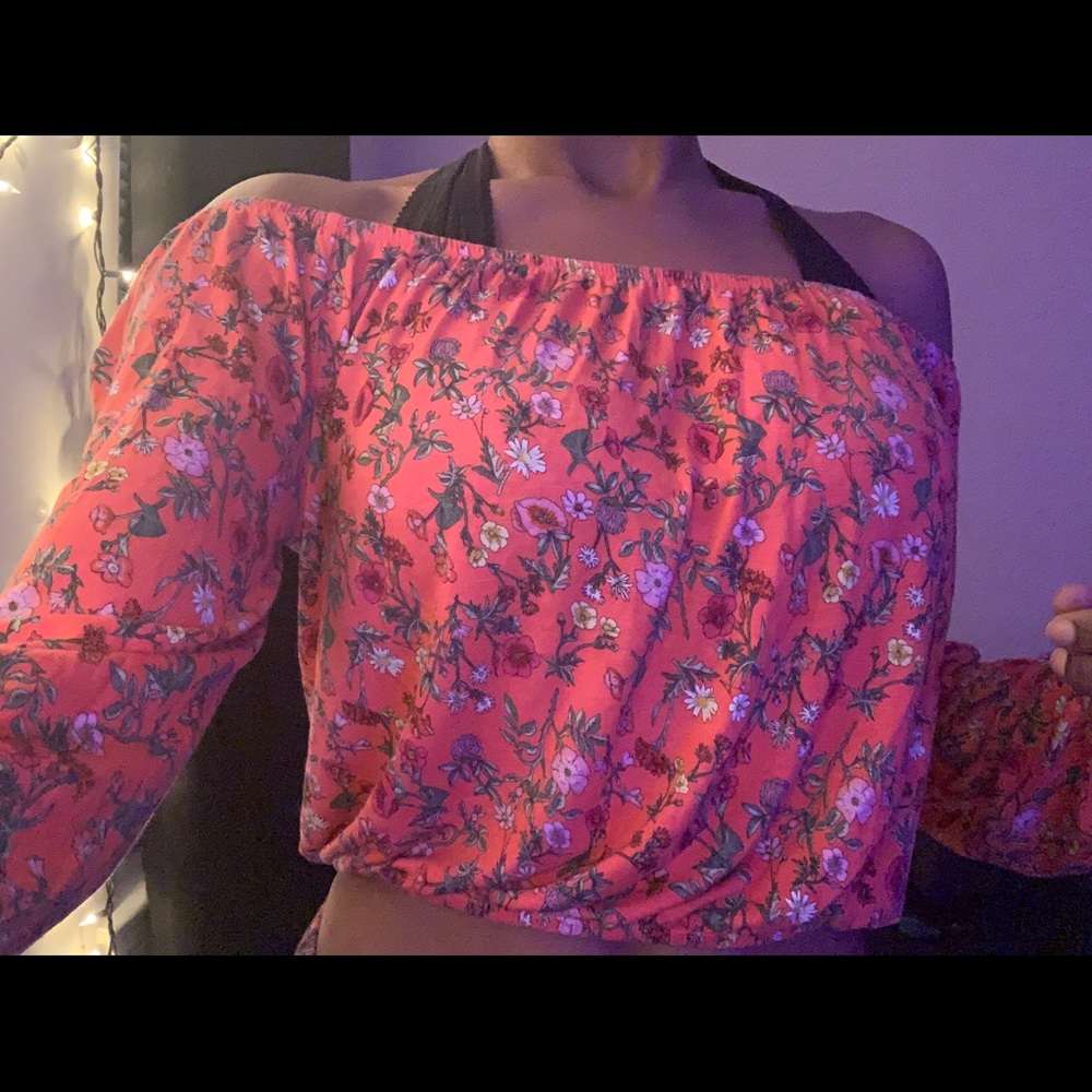 Off the Shoulder Crop